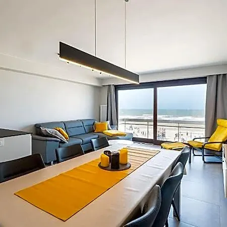 With 3 Bedrooms And Sea View 3* أوستيند