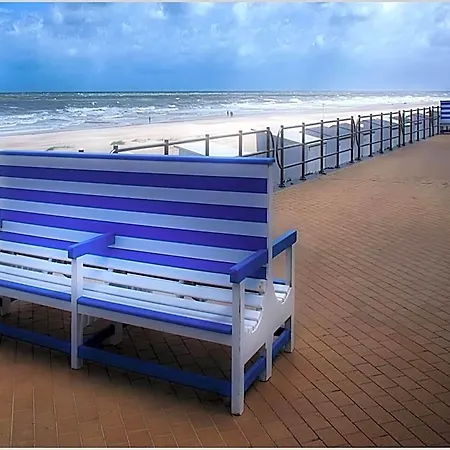 With 3 Bedrooms And Sea View أوستيند