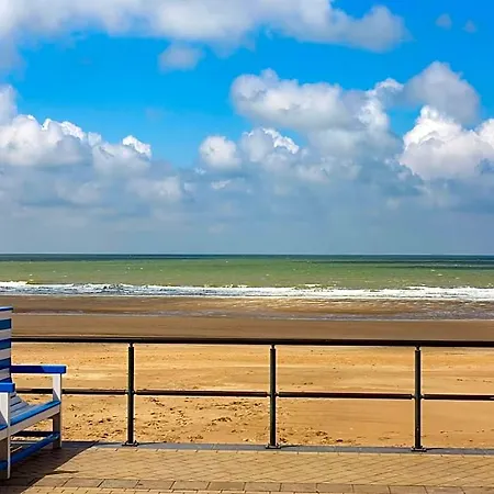 فندق With 3 Bedrooms And Sea View أوستيند