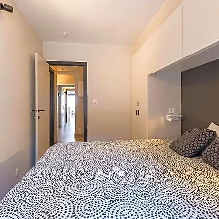 With 3 Bedrooms And Sea View فندق أوستيند